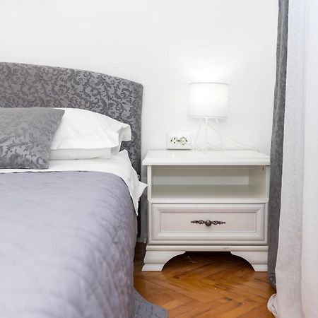 Apartments Doris ザダル エクステリア 写真