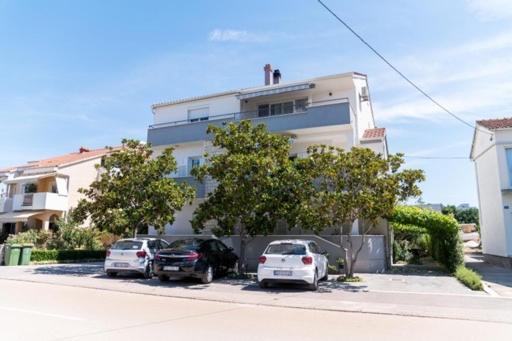 Apartments Doris ザダル エクステリア 写真