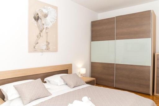 Apartments Doris ザダル エクステリア 写真