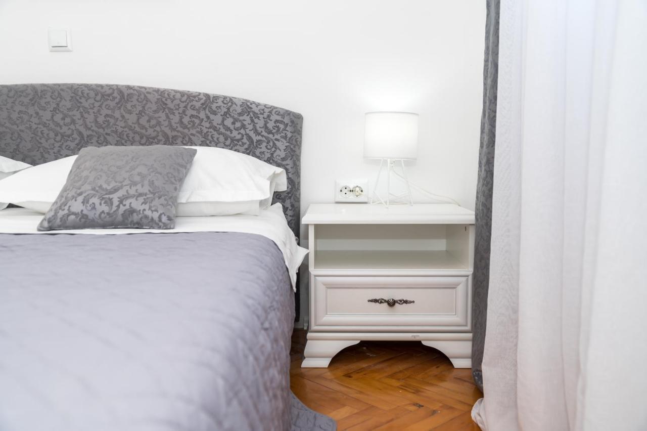 Apartments Doris ザダル エクステリア 写真